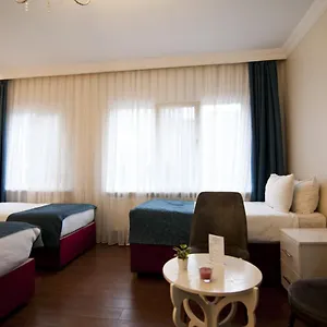 Otel Genius **