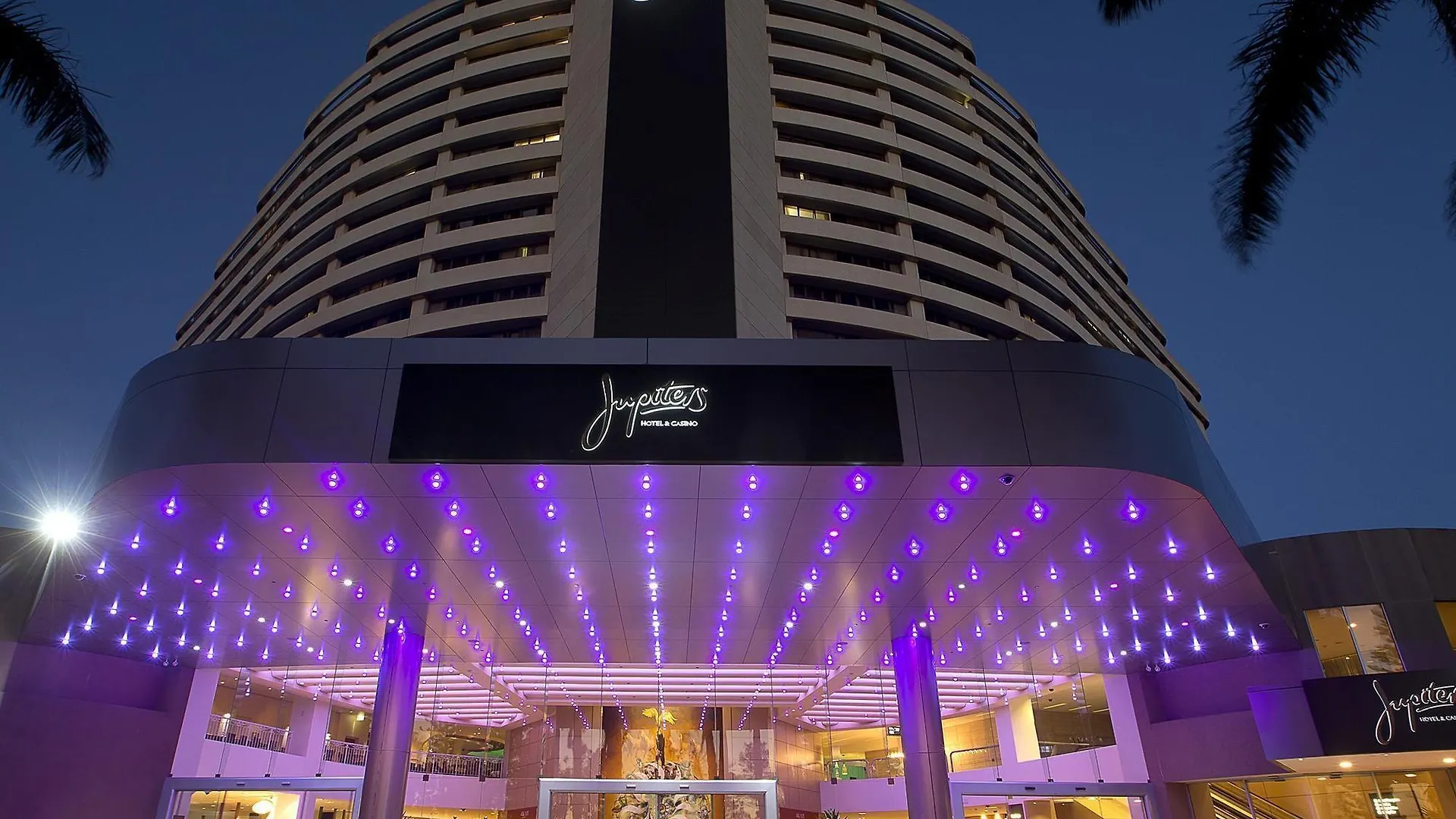 Отель The Star Grand At The Star Голд-Кост 5*,