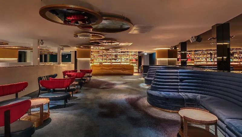 Отель The Star Grand At The Star Голд-Кост